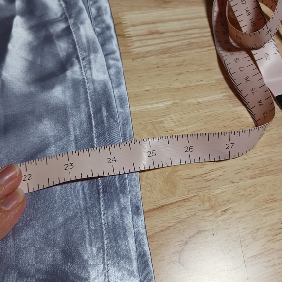 NWT Swomog Lavender Satin Button Down P.j Top Size Medium - Picture 7 of 7